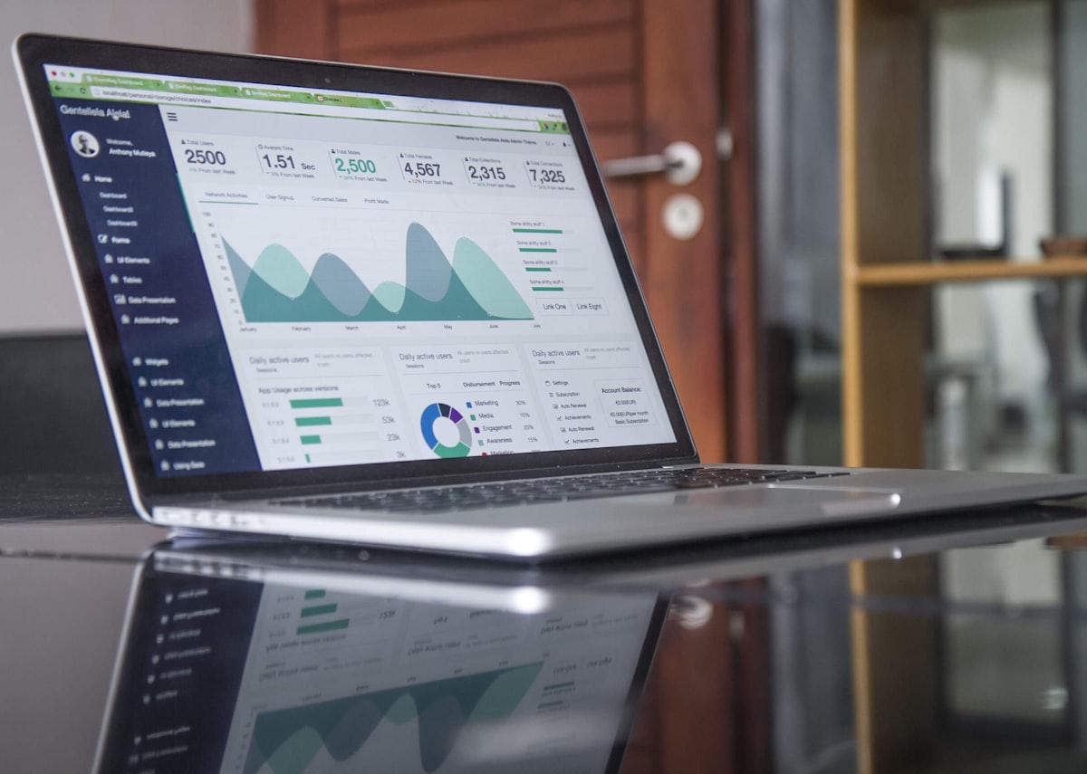 CUSTOMER DATA HUB